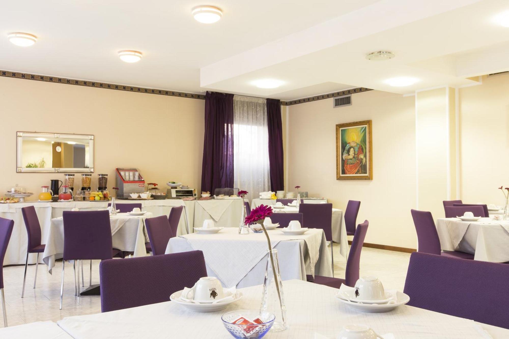 Hotel Fidenza Eksteriør bilde